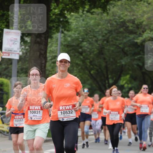 15.06.2025 - REWE Women's Run Jannik Wohlers http://msf.ph/oto/7944241 15.06.2025 08:29:22 Laufen 10561, 10831, 10532, 10757 meine-sportfotos.de