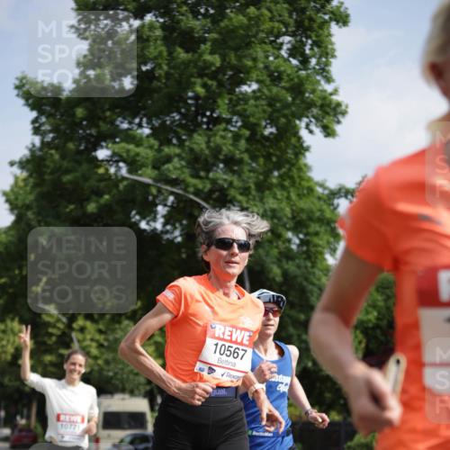 15.06.2025 - REWE Women's Run Jannik Wohlers http://msf.ph/oto/7944242 15.06.2025 08:47:32 Laufen 10771, 10567 meine-sportfotos.de