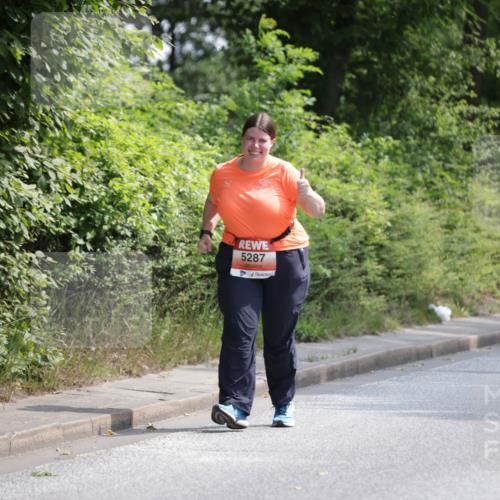 15.06.2025 - REWE Women's Run Jannik Wohlers http://msf.ph/oto/7944243 15.06.2025 10:17:03 Laufen 5287 meine-sportfotos.de