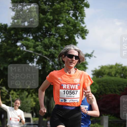15.06.2025 - REWE Women's Run Jannik Wohlers http://msf.ph/oto/7944273 15.06.2025 08:47:32 Laufen 10567 meine-sportfotos.de
