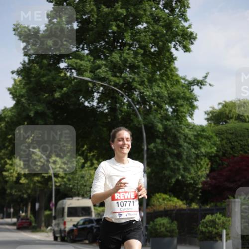 15.06.2025 - REWE Women's Run Jannik Wohlers http://msf.ph/oto/7944306 15.06.2025 08:47:33 Laufen 10771 meine-sportfotos.de