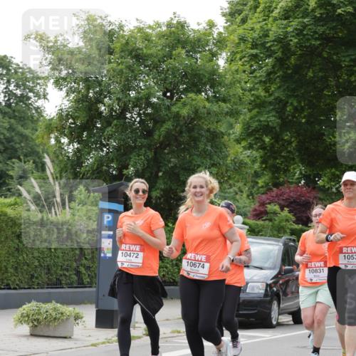 15.06.2025 - REWE Women's Run Jannik Wohlers http://msf.ph/oto/7944336 15.06.2025 08:29:24 Laufen 10472, 10674, 10831, 1053 meine-sportfotos.de
