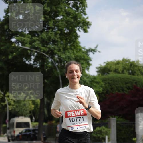 15.06.2025 - REWE Women's Run Jannik Wohlers http://msf.ph/oto/7944342 15.06.2025 08:47:34 Laufen 10771 meine-sportfotos.de