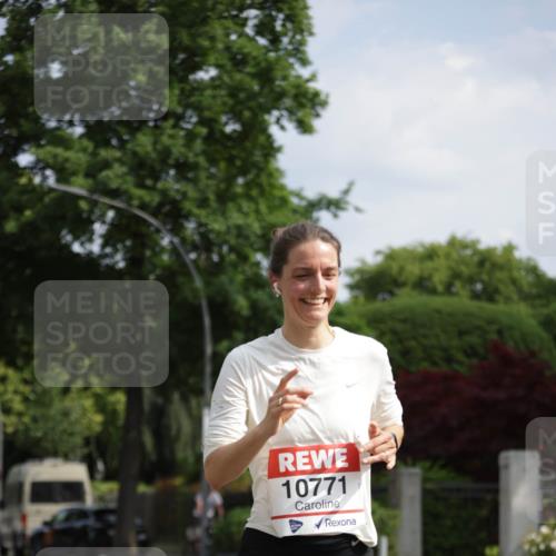 15.06.2025 - REWE Women's Run Jannik Wohlers http://msf.ph/oto/7944356 15.06.2025 08:47:34 Laufen 10771 meine-sportfotos.de