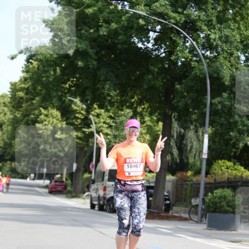 15.06.2025 - REWE Women's Run Jannik Wohlers http://msf.ph/oto/7944359 15.06.2025 10:04:33 Laufen 10467 meine-sportfotos.de
