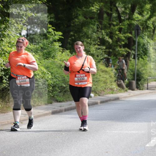 15.06.2025 - REWE Women's Run Jannik Wohlers http://msf.ph/oto/7944377 15.06.2025 10:17:14 Laufen 5466, 5330 meine-sportfotos.de