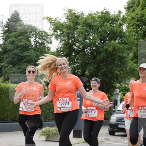 15.06.2025 - REWE Women's Run Jannik Wohlers http://msf.ph/oto/7944406 15.06.2025 08:29:25 Laufen 10, 10674, 10870, 108, 1053 meine-sportfotos.de