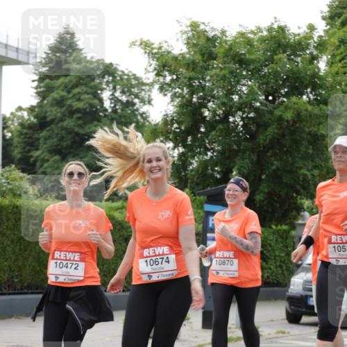 15.06.2025 - REWE Women's Run Jannik Wohlers http://msf.ph/oto/7944416 15.06.2025 08:29:25 Laufen 10472, 10674, 1053, 10870 meine-sportfotos.de
