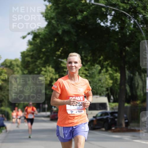 15.06.2025 - REWE Women's Run Jannik Wohlers http://msf.ph/oto/7944421 15.06.2025 08:47:40 Laufen 252 meine-sportfotos.de