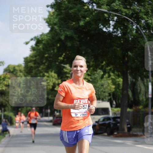 15.06.2025 - REWE Women's Run Jannik Wohlers http://msf.ph/oto/7944426 15.06.2025 08:47:40 Laufen 52 meine-sportfotos.de