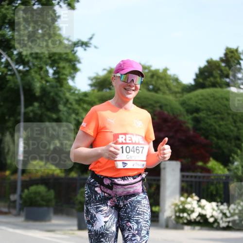 15.06.2025 - REWE Women's Run Jannik Wohlers http://msf.ph/oto/7944458 15.06.2025 10:04:36 Laufen 10467 meine-sportfotos.de