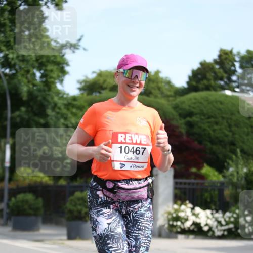 15.06.2025 - REWE Women's Run Jannik Wohlers http://msf.ph/oto/7944463 15.06.2025 10:04:36 Laufen 10467 meine-sportfotos.de