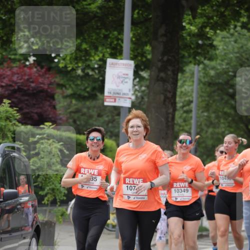 15.06.2025 - REWE Women's Run Jannik Wohlers http://msf.ph/oto/7944472 15.06.2025 08:29:27 Laufen 15, 2825, 35, 107, 10349, 1049, 056 meine-sportfotos.de