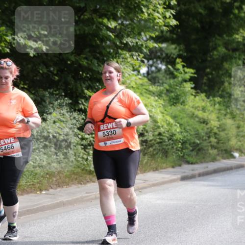 15.06.2025 - REWE Women's Run Jannik Wohlers http://msf.ph/oto/7944508 15.06.2025 10:17:17 Laufen 5466, 5330 meine-sportfotos.de