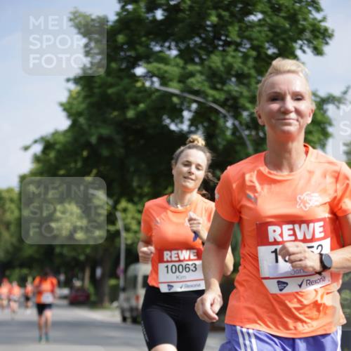 15.06.2025 - REWE Women's Run Jannik Wohlers http://msf.ph/oto/7944517 15.06.2025 08:47:41 Laufen 10063, 1, 2 meine-sportfotos.de