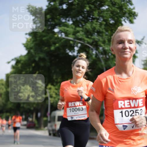 15.06.2025 - REWE Women's Run Jannik Wohlers http://msf.ph/oto/7944520 15.06.2025 08:47:41 Laufen 10063, 10252 meine-sportfotos.de