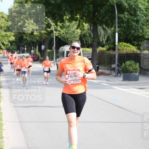 15.06.2025 - REWE Women's Run Jannik Wohlers http://msf.ph/oto/7944534 15.06.2025 09:43:45 Laufen 1009 meine-sportfotos.de