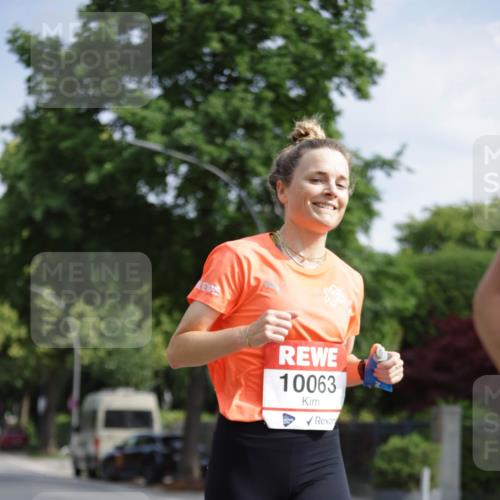 15.06.2025 - REWE Women's Run Jannik Wohlers http://msf.ph/oto/7944547 15.06.2025 08:47:41 Laufen 10063 meine-sportfotos.de