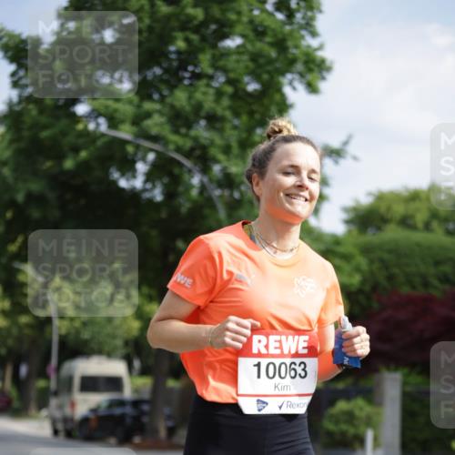 15.06.2025 - REWE Women's Run Jannik Wohlers http://msf.ph/oto/7944553 15.06.2025 08:47:41 Laufen 10063, 1770 meine-sportfotos.de