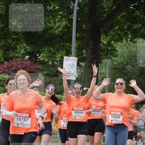 15.06.2025 - REWE Women's Run Jannik Wohlers http://msf.ph/oto/7944567 15.06.2025 08:29:29 Laufen 102, 20, 10757, 2025, 10, 7, 1045, 10349, 10455, 10430 meine-sportfotos.de