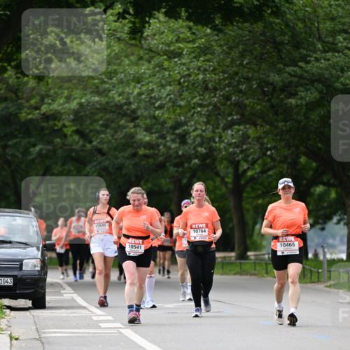 15.06.2025 - REWE Women's Run Dr. Thomas Lammeyer http://msf.ph/oto/7944568 15.06.2025 09:22:26 Laufen 1043, 10764, 10465, 10541 meine-sportfotos.de
