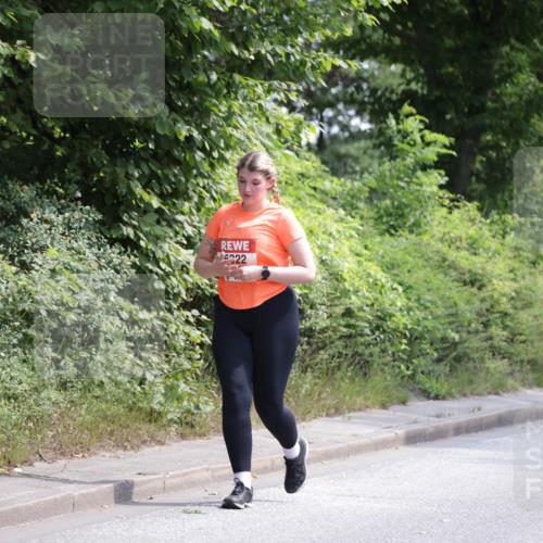 15.06.2025 - REWE Women's Run Jannik Wohlers http://msf.ph/oto/7944577 15.06.2025 10:17:52 Laufen 5522 meine-sportfotos.de