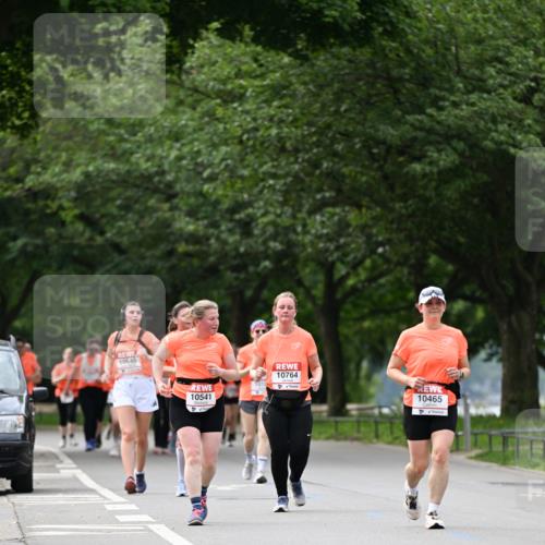 15.06.2025 - REWE Women's Run Dr. Thomas Lammeyer http://msf.ph/oto/7944580 15.06.2025 09:22:27 Laufen 10764, 10541, 10465 meine-sportfotos.de