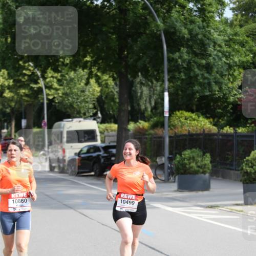 15.06.2025 - REWE Women's Run Jannik Wohlers http://msf.ph/oto/7944588 15.06.2025 09:43:50 Laufen 10860, 10499 meine-sportfotos.de