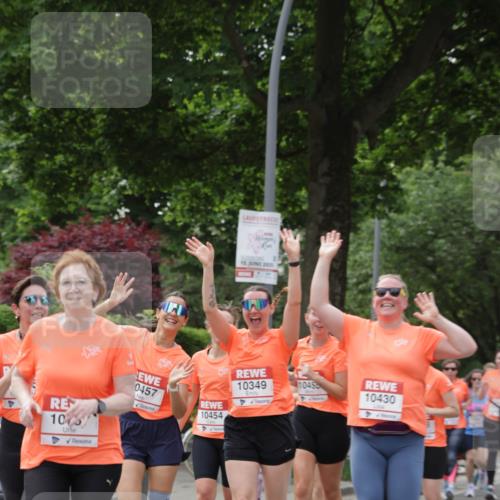 15.06.2025 - REWE Women's Run Jannik Wohlers http://msf.ph/oto/7944601 15.06.2025 08:29:29 Laufen 15, 2025, 1045, 10, 0457, 10454, 10349, 10430 meine-sportfotos.de