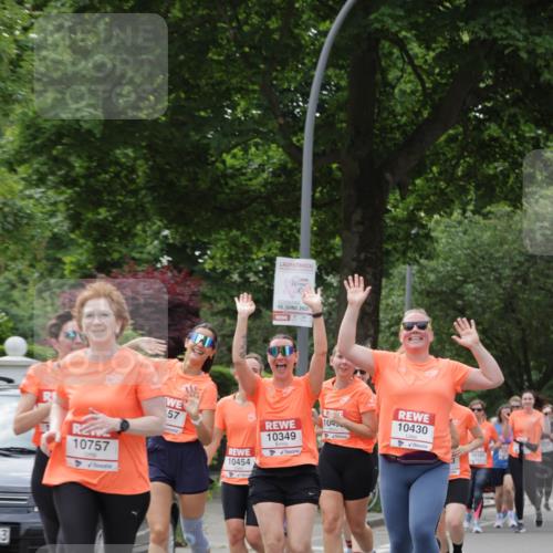 15.06.2025 - REWE Women's Run Jannik Wohlers http://msf.ph/oto/7944620 15.06.2025 08:29:29 Laufen 3, 10757, 57, 10454, 15, 2025, 10349, 1045, 10430 meine-sportfotos.de