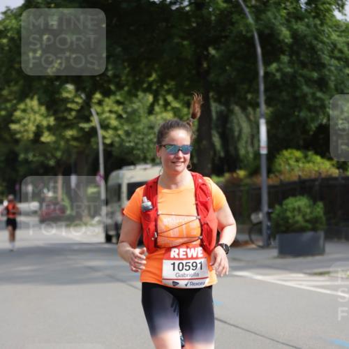 15.06.2025 - REWE Women's Run Jannik Wohlers http://msf.ph/oto/7944622 15.06.2025 08:47:46 Laufen 10591 meine-sportfotos.de