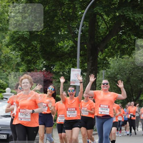 15.06.2025 - REWE Women's Run Jannik Wohlers http://msf.ph/oto/7944628 15.06.2025 08:29:29 Laufen 1043, 10757, 57, 15, 2025, 10349, 10455, 10454, 10430 meine-sportfotos.de
