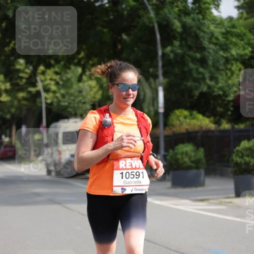 15.06.2025 - REWE Women's Run Jannik Wohlers http://msf.ph/oto/7944637 15.06.2025 08:47:46 Laufen 10591 meine-sportfotos.de