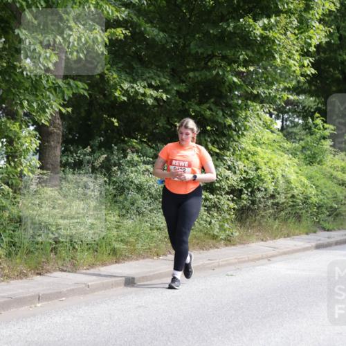 15.06.2025 - REWE Women's Run Jannik Wohlers http://msf.ph/oto/7944638 15.06.2025 10:17:53 Laufen 2, 2 meine-sportfotos.de