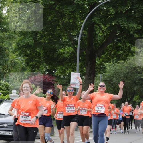 15.06.2025 - REWE Women's Run Jannik Wohlers http://msf.ph/oto/7944640 15.06.2025 08:29:29 Laufen 1043, 10757, 15, 2025, 10349, 10455, 57, 10454, 10430, 13 meine-sportfotos.de