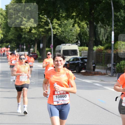 15.06.2025 - REWE Women's Run Jannik Wohlers http://msf.ph/oto/7944644 15.06.2025 09:43:51 Laufen 10581, 10860 meine-sportfotos.de