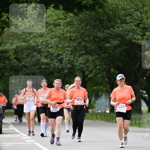 15.06.2025 - REWE Women's Run Dr. Thomas Lammeyer http://msf.ph/oto/7944646 15.06.2025 09:22:28 Laufen 10541, 10764, 10465 meine-sportfotos.de