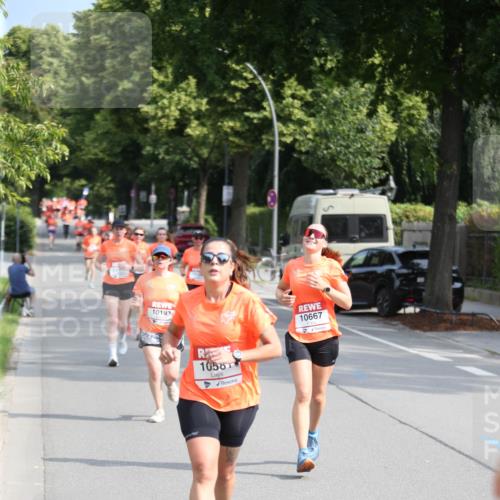 15.06.2025 - REWE Women's Run Jannik Wohlers http://msf.ph/oto/7944704 15.06.2025 09:43:52 Laufen 10193, 1058, 10667 meine-sportfotos.de