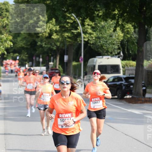 15.06.2025 - REWE Women's Run Jannik Wohlers http://msf.ph/oto/7944708 15.06.2025 09:43:52 Laufen 10192, 21, 1051, 10667 meine-sportfotos.de