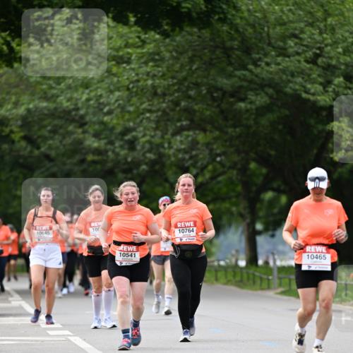 15.06.2025 - REWE Women's Run Dr. Thomas Lammeyer http://msf.ph/oto/7944715 15.06.2025 09:22:29 Laufen 105, 10645, 10541, 10764, 10465 meine-sportfotos.de