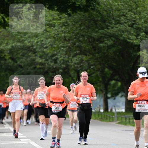 15.06.2025 - REWE Women's Run Dr. Thomas Lammeyer http://msf.ph/oto/7944744 15.06.2025 09:22:29 Laufen 10541, 10764 meine-sportfotos.de