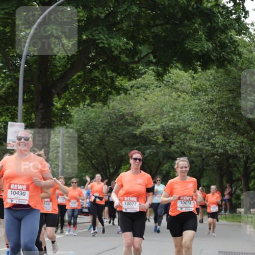 15.06.2025 - REWE Women's Run Jannik Wohlers http://msf.ph/oto/7944751 15.06.2025 08:29:31 Laufen 10430, 10077, 833, 10078, 4 meine-sportfotos.de