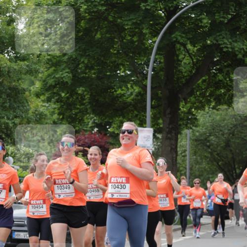 15.06.2025 - REWE Women's Run Jannik Wohlers http://msf.ph/oto/7944780 15.06.2025 08:29:31 Laufen 10349, 0455, 10454, 10430, 0833 meine-sportfotos.de