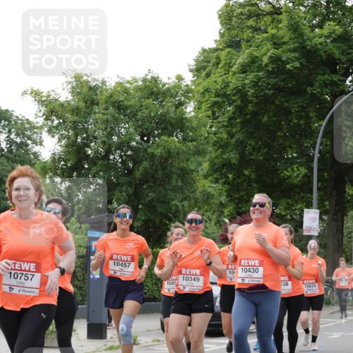 15.06.2025 - REWE Women's Run Jannik Wohlers http://msf.ph/oto/7944793 15.06.2025 08:29:32 Laufen 10757, 10457, 104, 10430, 10349, 1045, 638, 10833 meine-sportfotos.de