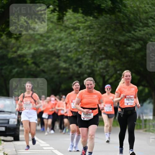 15.06.2025 - REWE Women's Run Dr. Thomas Lammeyer http://msf.ph/oto/7944796 15.06.2025 09:22:31 Laufen 10645, 10541, 10764 meine-sportfotos.de