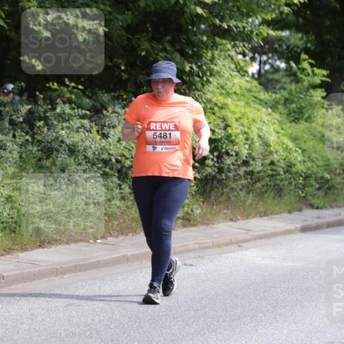 15.06.2025 - REWE Women's Run Jannik Wohlers http://msf.ph/oto/7944827 15.06.2025 10:18:09 Laufen 5481 meine-sportfotos.de