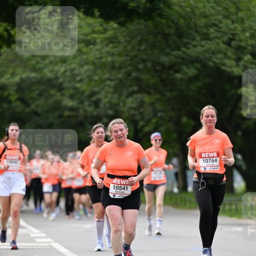 15.06.2025 - REWE Women's Run Dr. Thomas Lammeyer http://msf.ph/oto/7944858 15.06.2025 09:22:32 Laufen 10645, 10541, 10764 meine-sportfotos.de