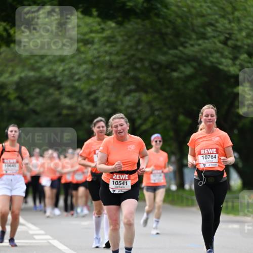 15.06.2025 - REWE Women's Run Dr. Thomas Lammeyer http://msf.ph/oto/7944868 15.06.2025 09:22:32 Laufen 10645, 10541, 10764 meine-sportfotos.de