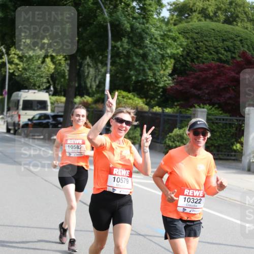 15.06.2025 - REWE Women's Run Jannik Wohlers http://msf.ph/oto/7944883 15.06.2025 09:44:00 Laufen 10582, 10579, 10322 meine-sportfotos.de