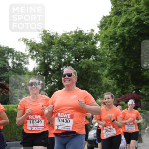 15.06.2025 - REWE Women's Run Jannik Wohlers http://msf.ph/oto/7944900 15.06.2025 08:29:33 Laufen 10349, 10430, 10638, 10833 meine-sportfotos.de